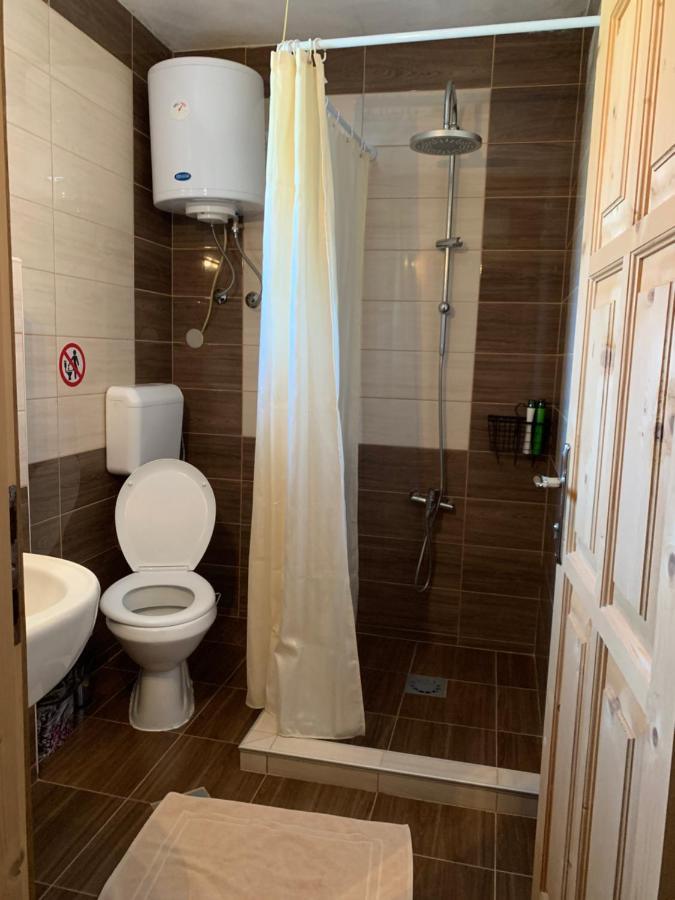 Riverside Guesthouse & Sauna Vuthaj エクステリア 写真