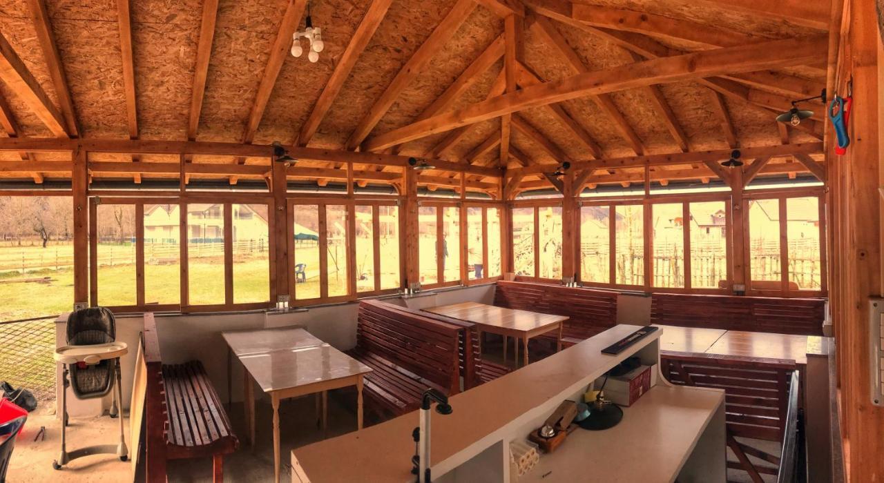 Riverside Guesthouse & Sauna Vuthaj エクステリア 写真